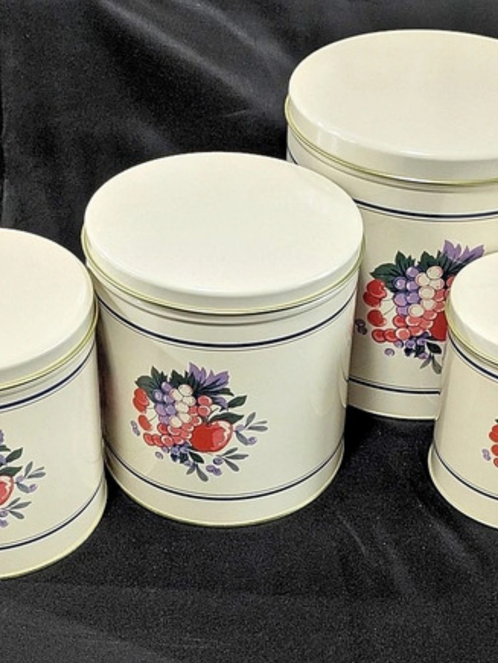 Vintage 1990 Hallmark Auntie Em Morning Garden 4 Piece Metal Canister Set NIB